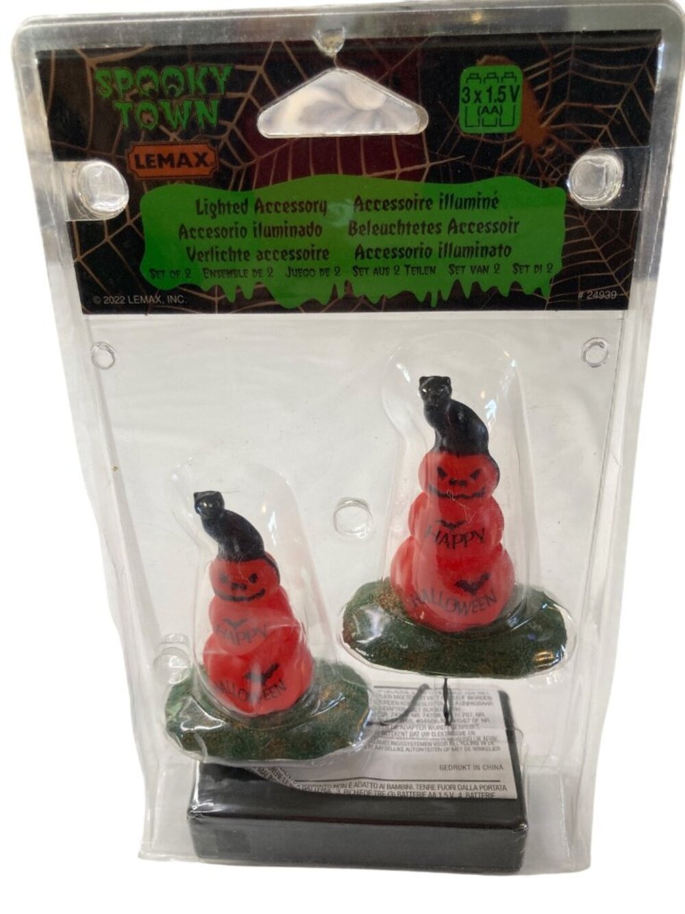 Lemax Spooky Town Cat Pumpkin Set Holiday Village 2022 Light Up Fall Decor